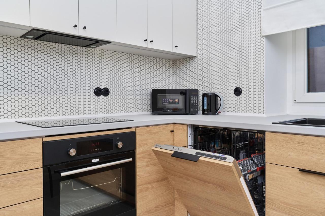 The Market Square Siedmiu Elektorow By Renters *