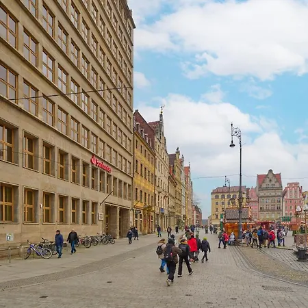 The Market Square Siedmiu Elektorow Apartment By Noclegi Renters Wrocław Eksteriør bilde